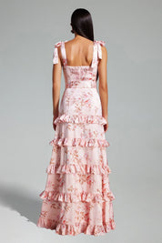 Vestido Longo Estampado Plissado com Decote Quadrado — Elegância Atemporal