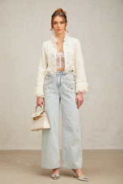Margot | Casaco Curto em Tweed Branco com Pérolas e Pedrarias