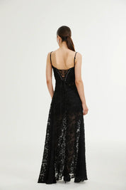 Vestido Longo Renda Floral Exclusiva e Caimento Fluido de Luxo