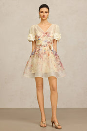 Vestido A-Line Lavanda com Estampa Floral Wisteria e Cintura Marcada