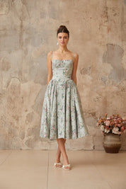 Vestido Estampado com Modelagem Slim e Cintura Definida