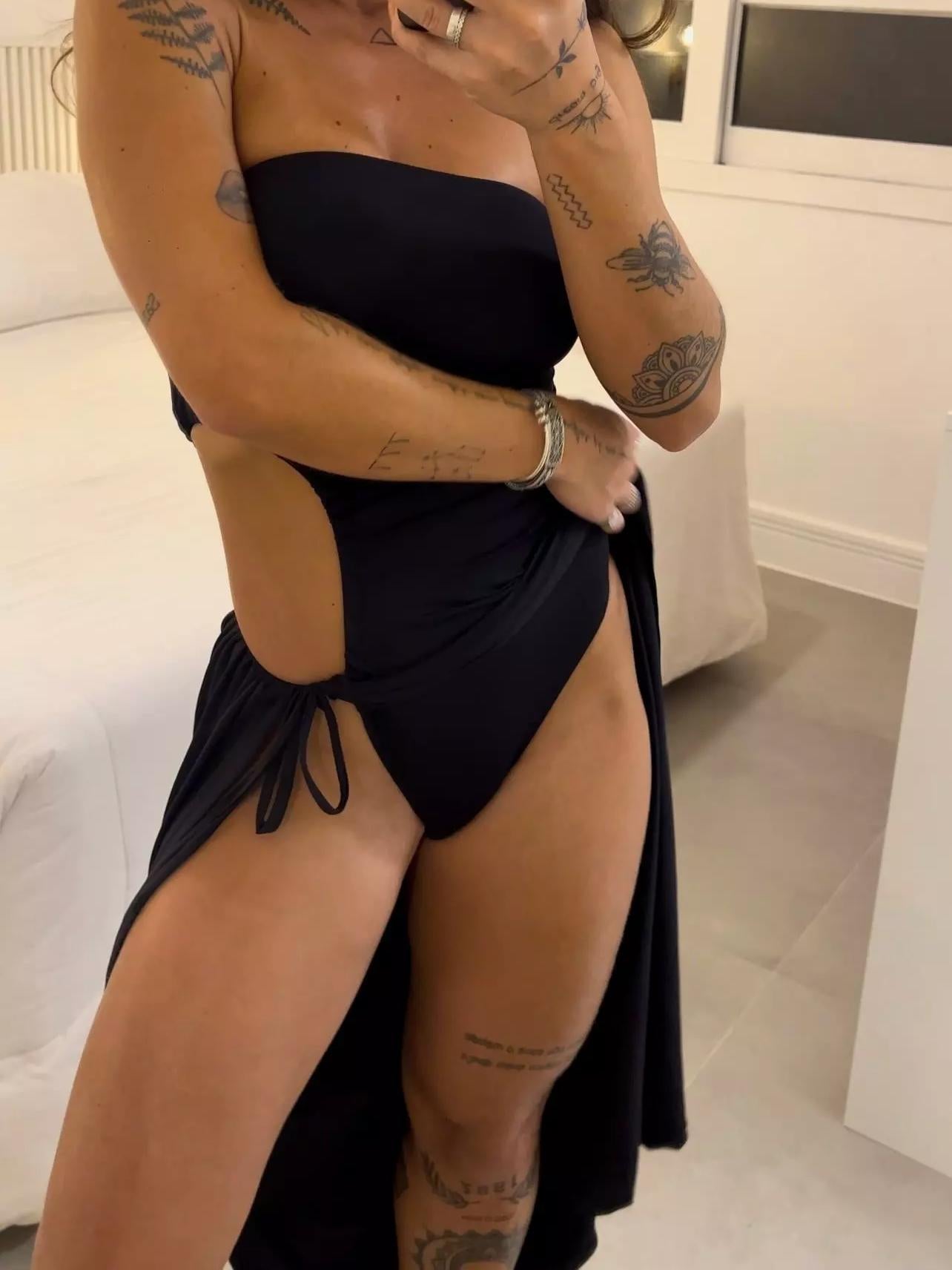 Vestido Longo Tomara que Caia com Fenda Lateral e Amarração