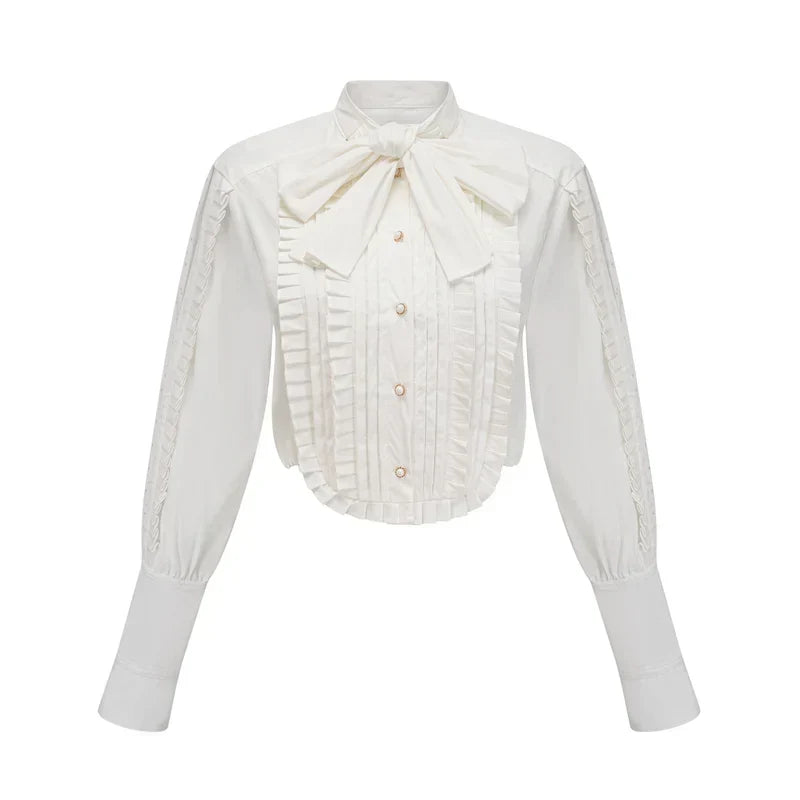 Camisa de Luxo com Gola, Laços Ornamentais e Fivelas de Pérola
