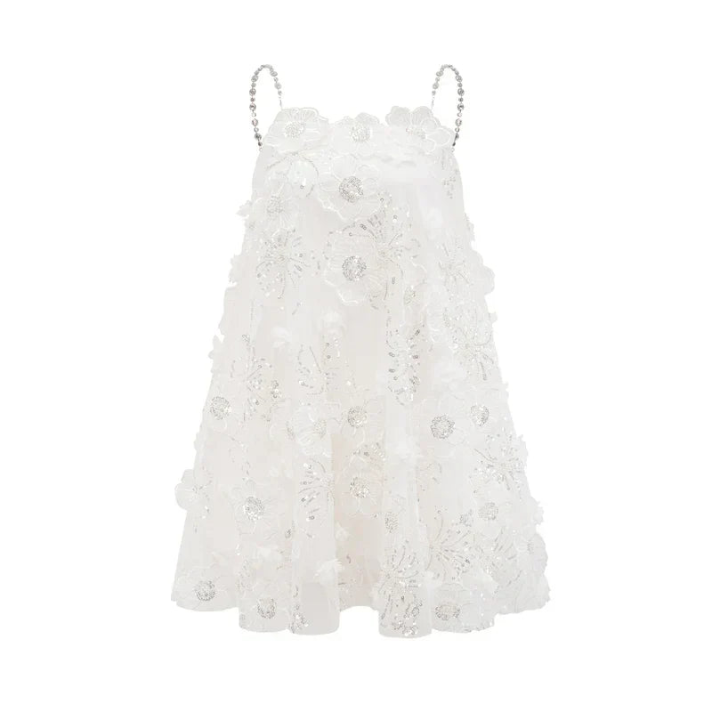 Vestido Bordado Floral, Cristais Manuais e Alças Delicadas