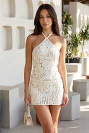 Ophelia | Vestido Mini em Crochê Floral Off-White com Decote Halter