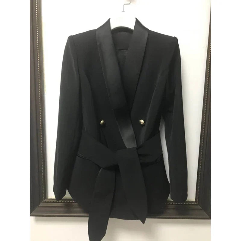 Blazer Estruturado com Lapela Xale e Cinto - Elegância Atemporal