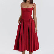 Constança | Vestido Midi Azul Marinho com Alças Finas, Corpete Franzido e Saia Evasê Volumosa