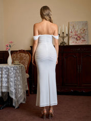 Brunilda | Vestido Midi Chocolate com Ombros Caídos e Franzido