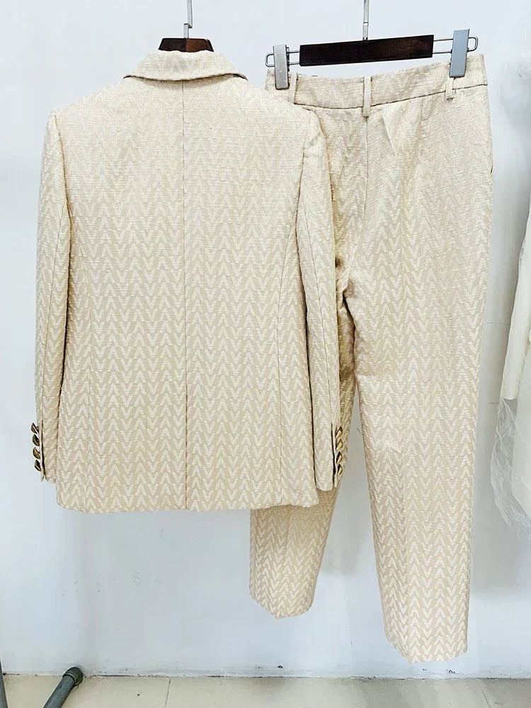 Conjunto de Luxo: Blazer e Calça em Jacquard com Monograma Exclusivo