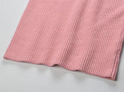Vestido Midi em Tricô com Babados e Bordados de Pérolas – Luxo e Delicadeza
