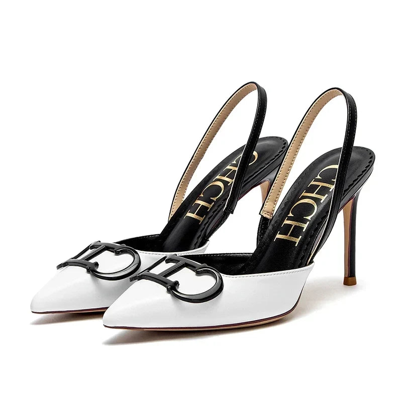 Scarpin CHCH Clássico com Bico Fino – Elegância, Versatilidade e Acabamento Refinado