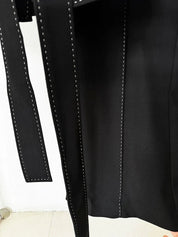 Conjunto de Alfaiataria: Blazer Acinturado com Cinto e Calça Reta