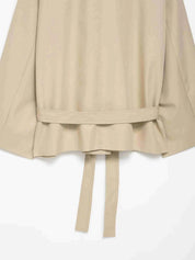 Conjunto Streetwear Elegante: Casaco Estruturado com Cinto e Shorts de Alfaiataria