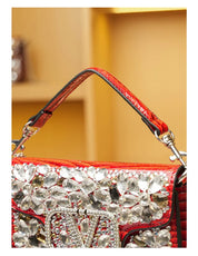 Bolsa Clutch Elegante com Pedrarias Bordadas à Mão