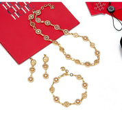 Pulseira CHCH Feminina de Luxo com Design em Letras e Pedrarias