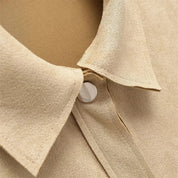 Dandara | Casaco Cropped Bege com Detalhes Vazados e Design Autoral