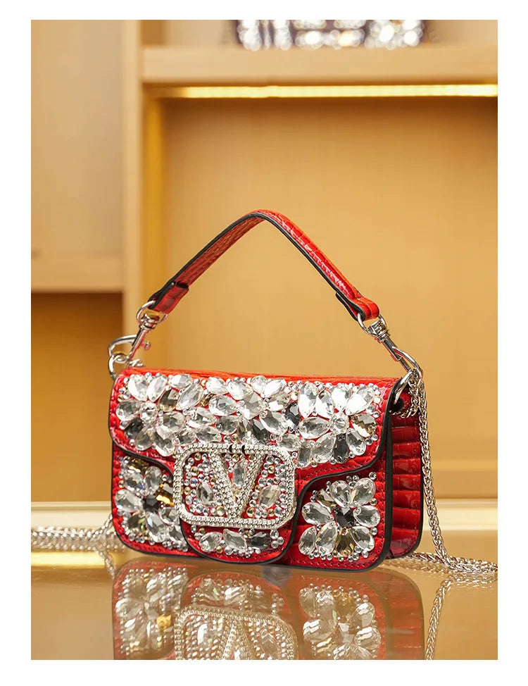 Bolsa Clutch Elegante com Pedrarias Bordadas à Mão