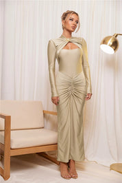 Bianca | Vestido Maxi em Malha com Fivela de Metal e Manga Longa