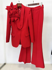 Conjunto de Alfaiataria 2 Peças: Blazer com Aplicação de Flor 3D e Calça