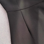 Vestido Longo Bordado e Gola Elegante