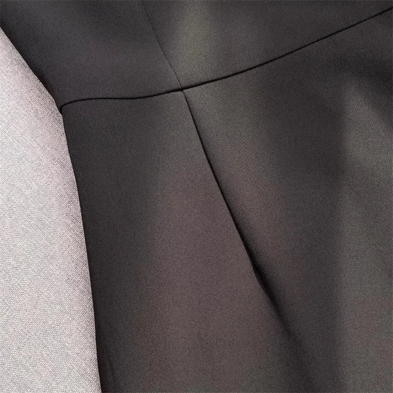 Vestido Longo Bordado e Gola Elegante