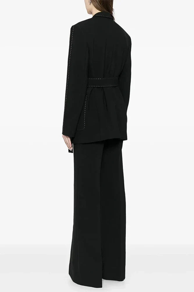 Conjunto de Alfaiataria: Blazer Acinturado com Cinto e Calça Reta