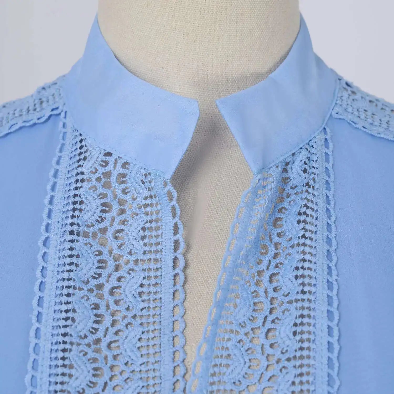 Cecília | Vestido Longo em Renda com Tecido 100% Algodão e Manga Longa