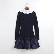 Vestido Mini de Luxo com Detalhes em Renda, Mangas Longas e Saia de Volume
