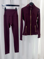 Conjunto Esportivo Feminino com Zíper Dourado e Calça Modeladora