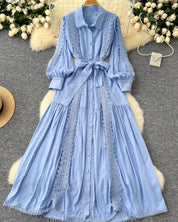 Mariana | Vestido Longo em Renda Patchwork com Botões e Cintura Ajustável