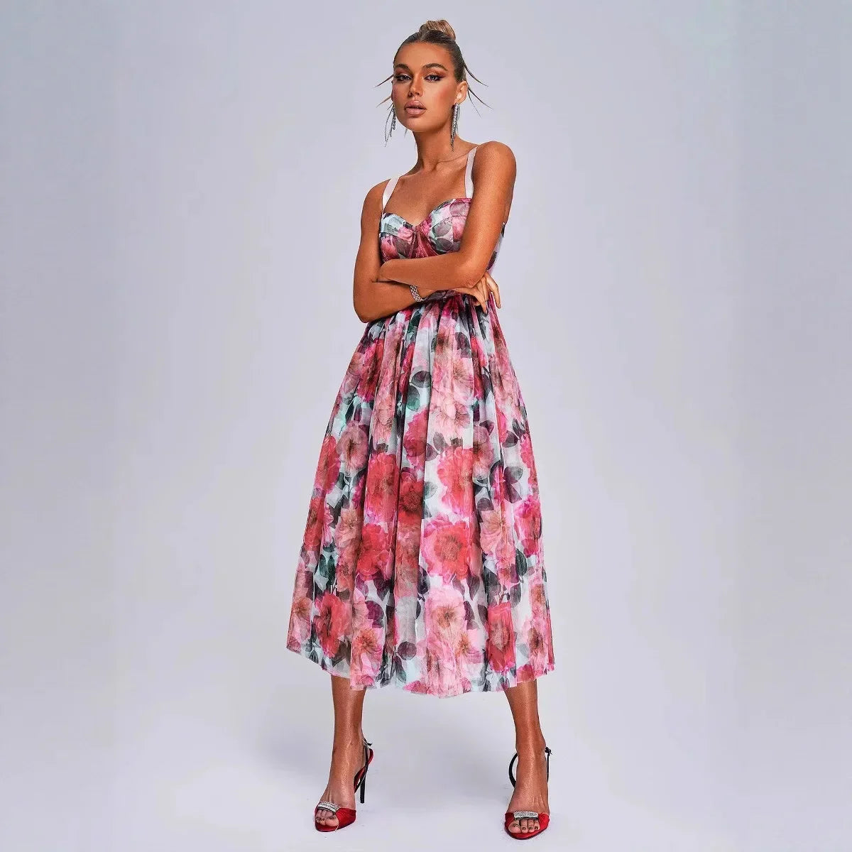 Vestido Longo de Festa com Ombros à Mostra em Crepe Fluido