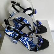 Sandália Luxuosa Diamond Crystal – Estampa Azul e Branco