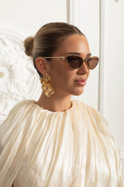 Óculos de Sol Cat-Eye com Armação Dourada Metálica - Marrom