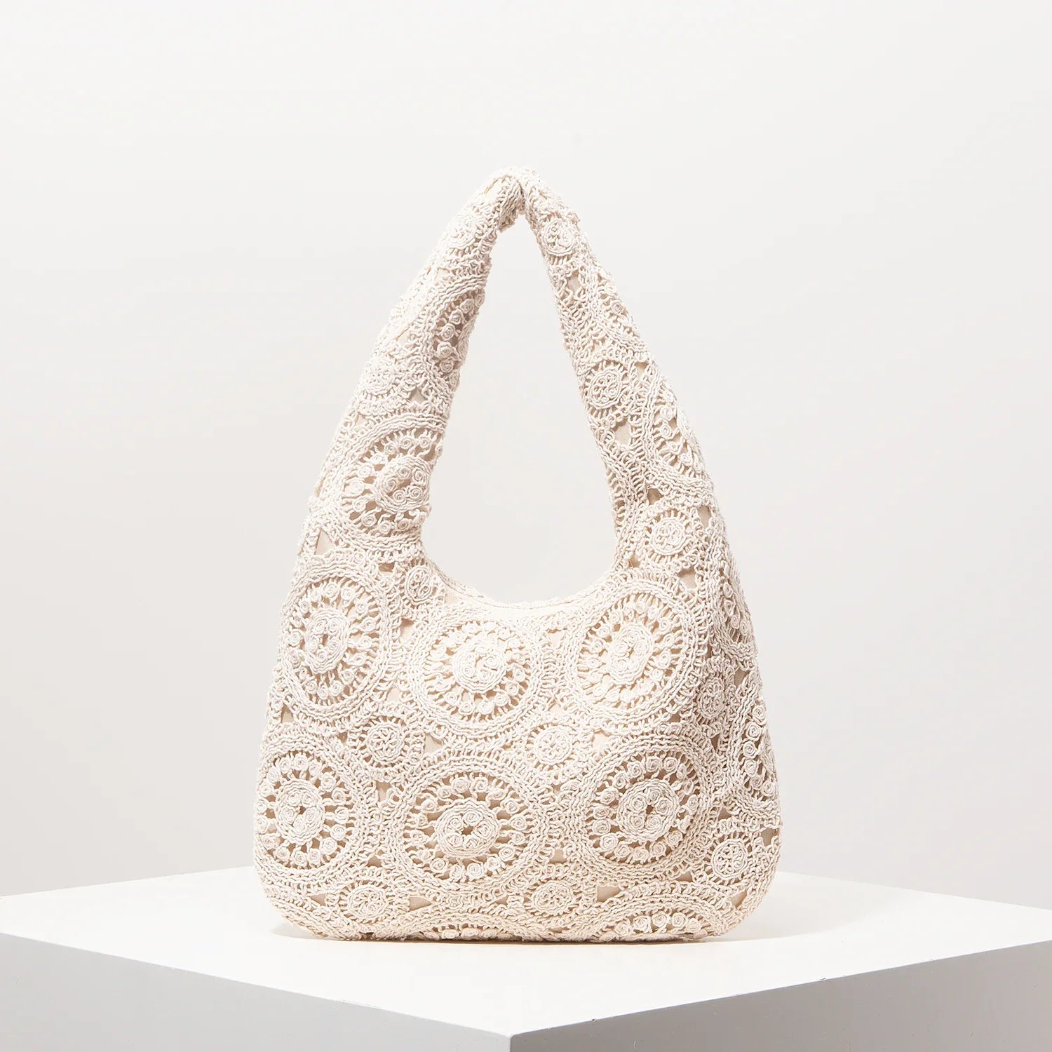 Bolsa de Ombro Trançada Vazado Artesanal – Estilo Premium para Praia e Viagens