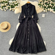 Mariana | Vestido Longo em Renda Patchwork com Botões e Cintura Ajustável
