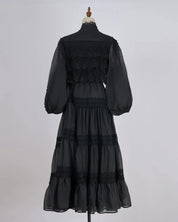 Valentina | Vestido Longo em Renda Artesanal com Aplicação de Pérolas