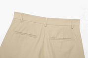 Conjunto Streetwear Elegante: Casaco Estruturado com Cinto e Shorts de Alfaiataria