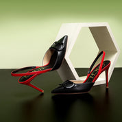 Scarpin CHCH Clássico com Bico Fino – Elegância, Versatilidade e Acabamento Refinado
