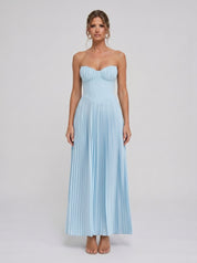 Isadora | Vestido Longo Azul Céu com Corpete Tomara que Caia e Saia Plissada