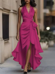 Lorena | Vestido Longo Azul Royal com Decote Halter Cruzado e Babado Assimétrico