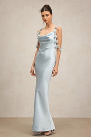 Vestido Longo Azul em Seda com Alças Florais e Cintura Alta Estruturada