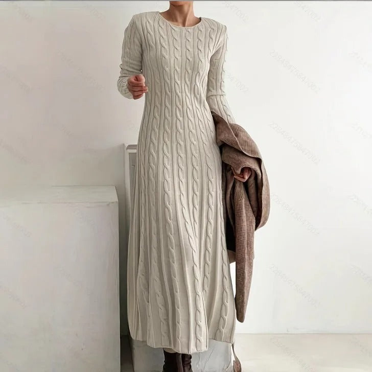 BIANCA | VESTIDO LONGO DE TRICÔ COM GOLA REDONDA