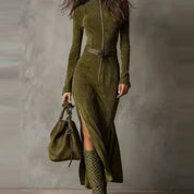 Helena – Vestido Longo com Fenda e Faixa