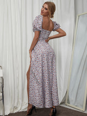 Marcelina | Vestido Midi Floral Azul com Manga Bufante e Fenda Alta