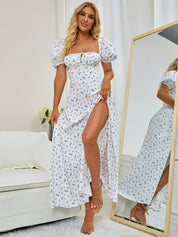 Marcelina | Vestido Midi Floral Azul com Manga Bufante e Fenda Alta