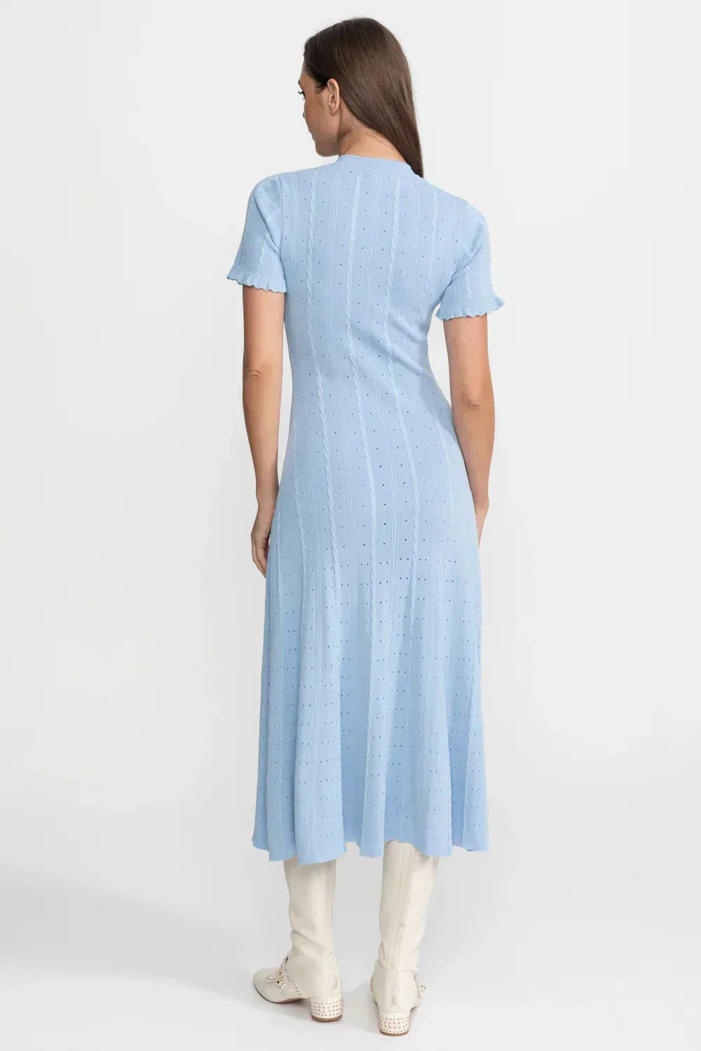 Serena | Vestido Midi em Tricô Vazado Azul com Babados e Botões