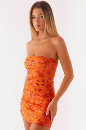 Aricia | Vestido Curto Bustier com Estampa Floral em Verde Menta