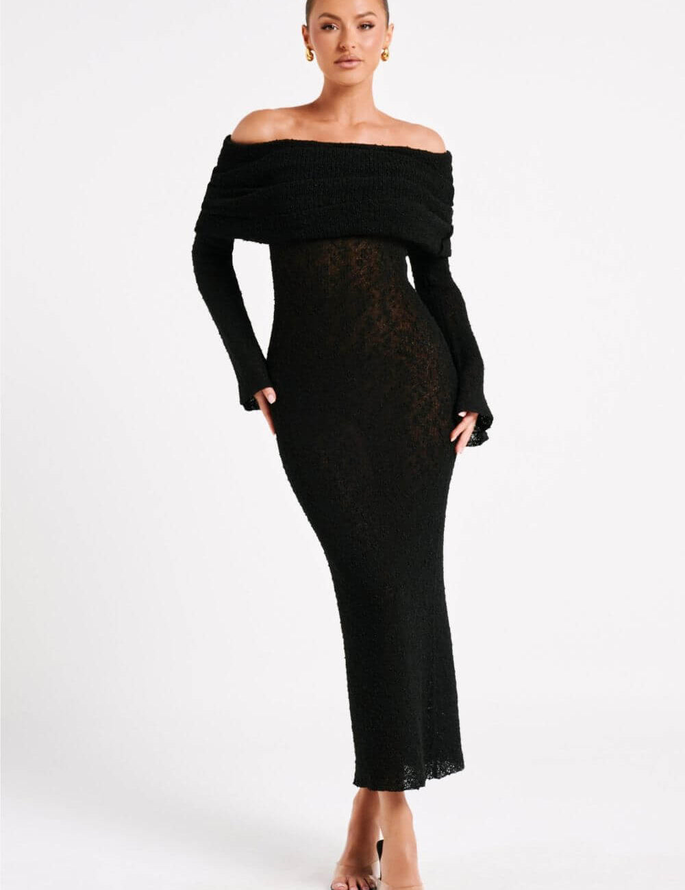 vestido-longo-praia-off-shoulder-preto-branco-bege_5.jpg
