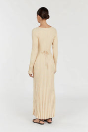 Marta | Vestido Longo em Tricô com Decote em V e Manga Longa