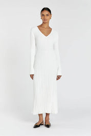Marta | Vestido Longo em Tricô com Decote em V e Manga Longa